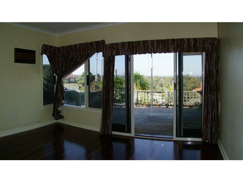32 Quince Way, Coolbellup WA 6163