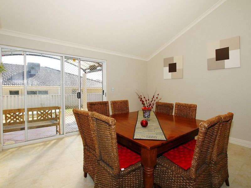 7 James Road, Kardinya WA 6163