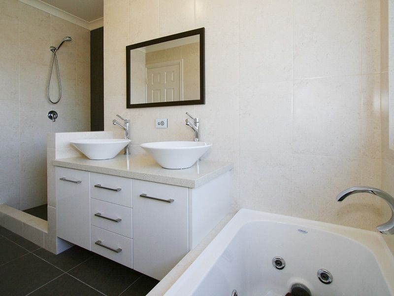 7 James Road, Kardinya WA 6163