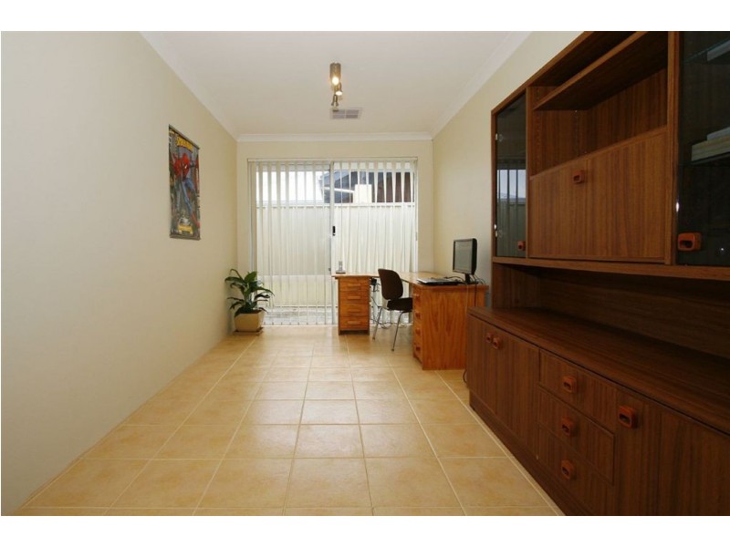 238 Amherst Road, Canning Vale WA 6155