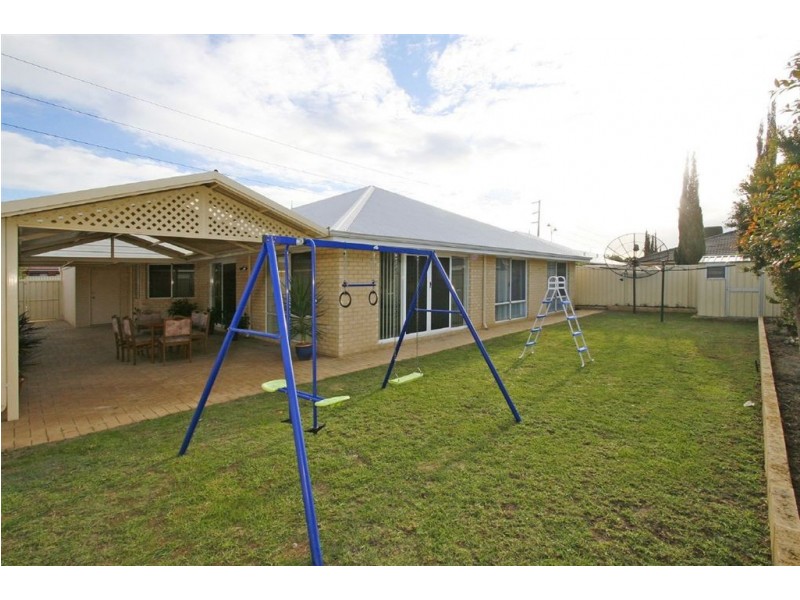 238 Amherst Road, Canning Vale WA 6155