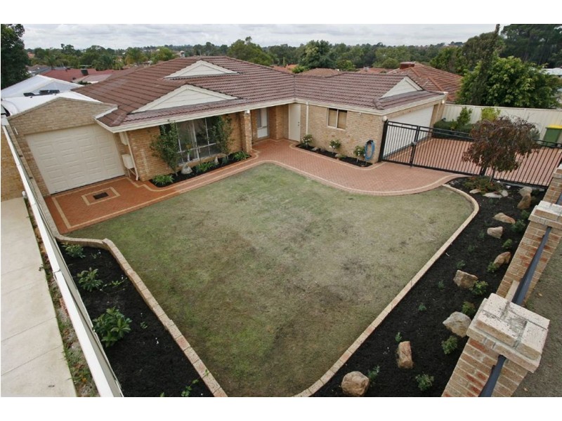 27 Underwood Grove, Kardinya WA 6163