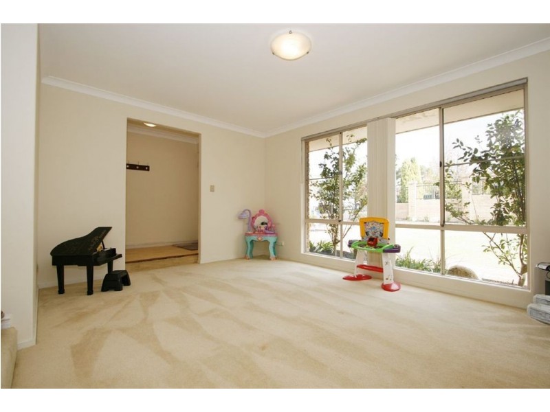 27 Underwood Grove, Kardinya WA 6163