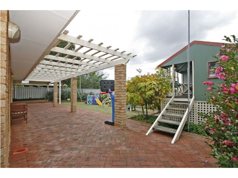 27 Underwood Grove, Kardinya WA 6163