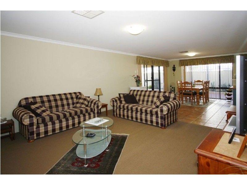 240 Amherst Road, Canning Vale WA 6155