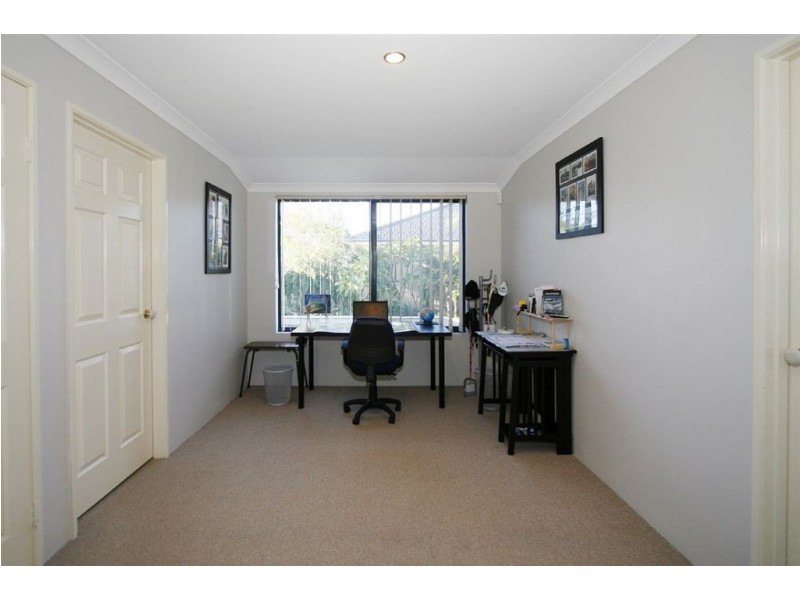 240 Amherst Road, Canning Vale WA 6155