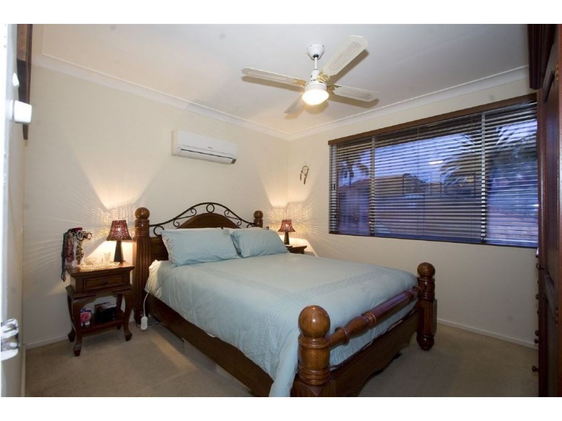 1/13 Anglesey Drive, Kardinya WA 6163