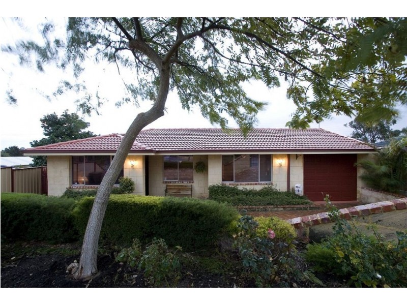 1/13 Anglesey Drive, Kardinya WA 6163