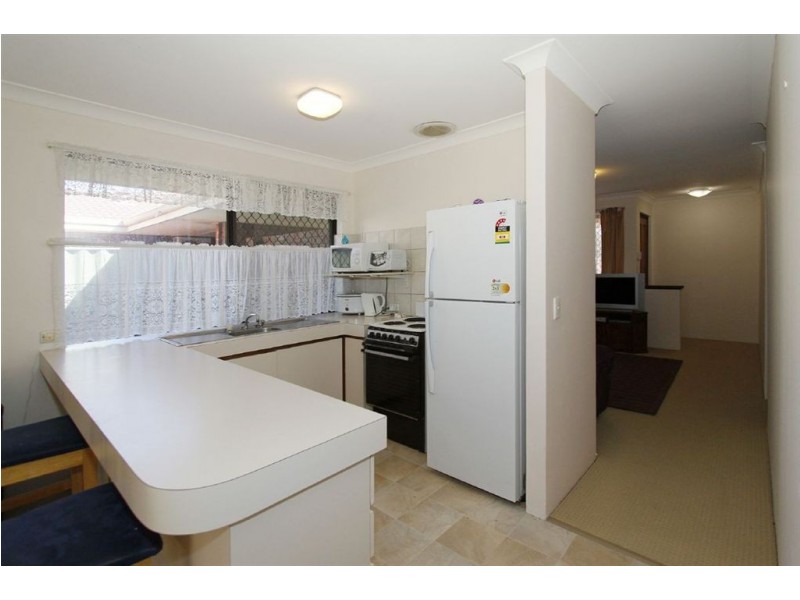 4/15 Golf Road, Parkwood WA 6147