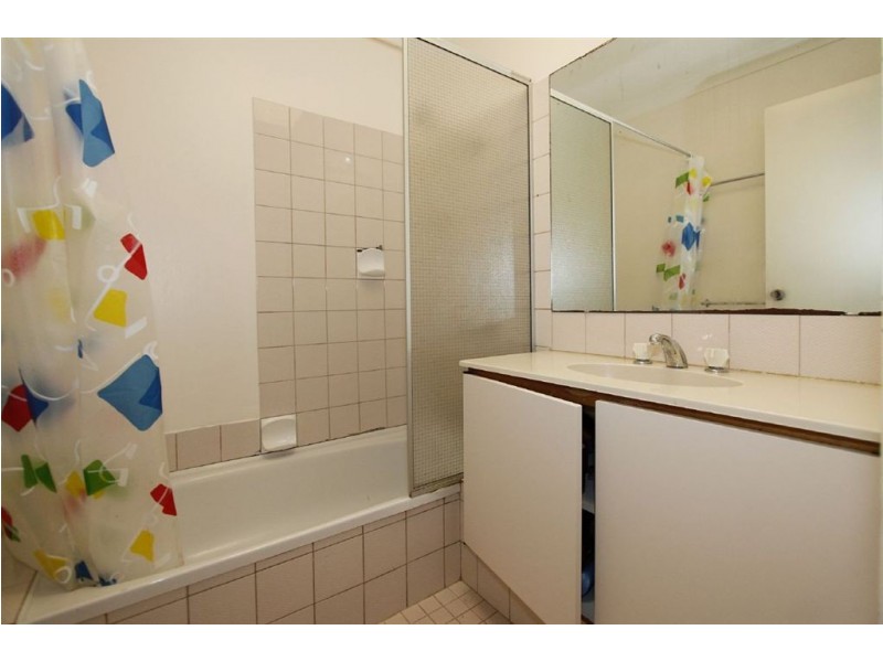 4/15 Golf Road, Parkwood WA 6147