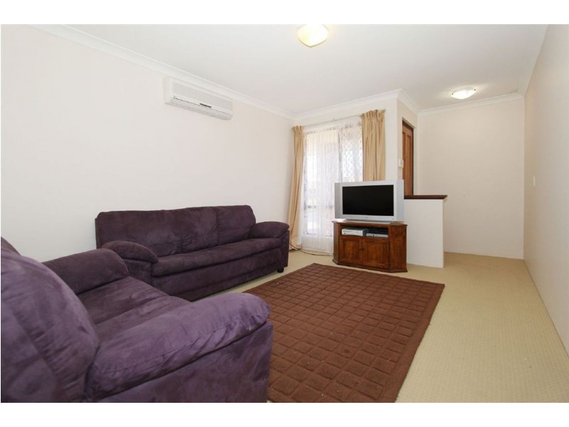 4/15 Golf Road, Parkwood WA 6147