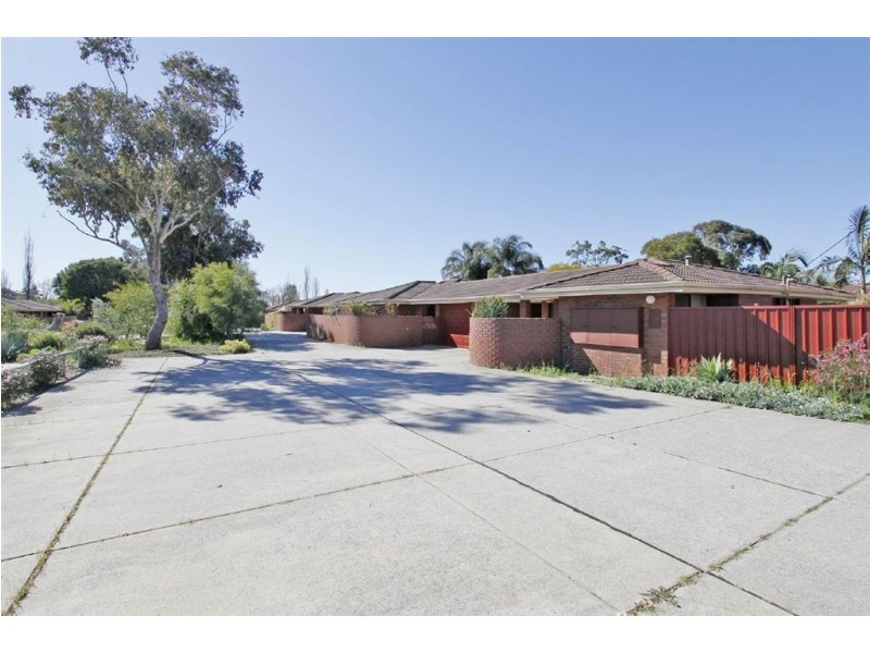 4/15 Golf Road, Parkwood WA 6147