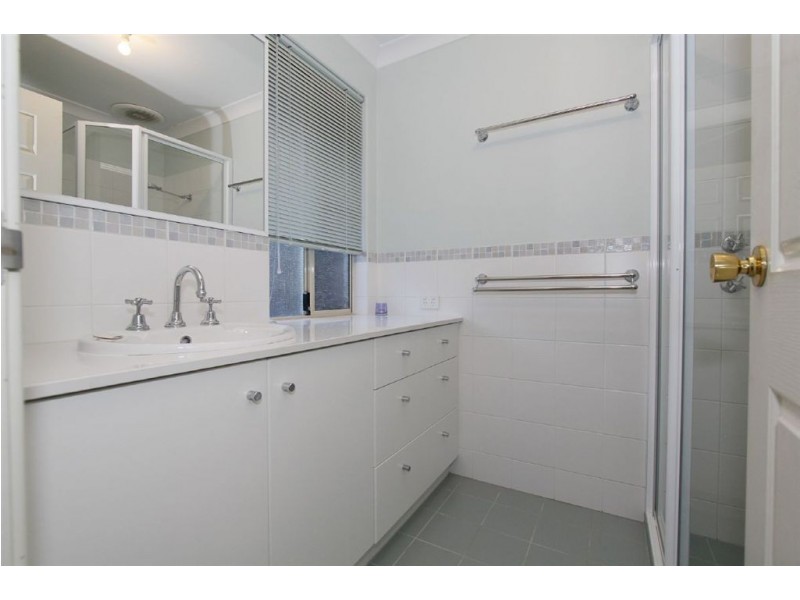 8 Du Maurier Road, North Lake WA 6163