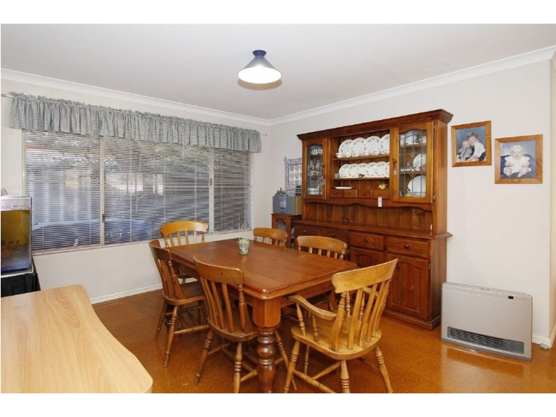 8 Du Maurier Road, North Lake WA 6163