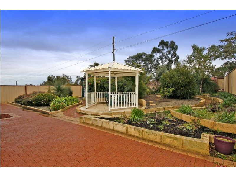 7 Blueridge Crest, Bibra Lake WA 6163