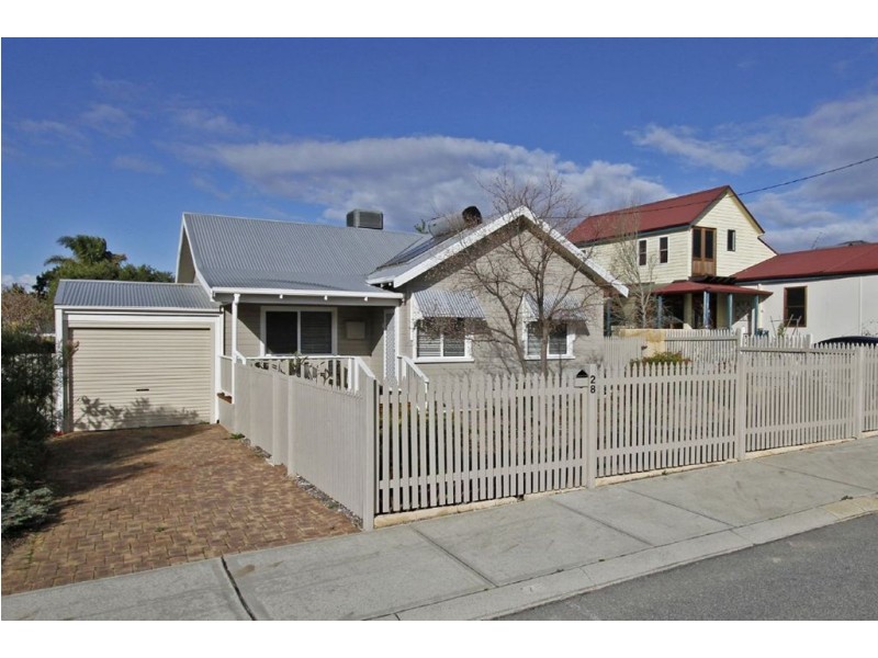 28 Mardie Street, Beaconsfield WA 6162