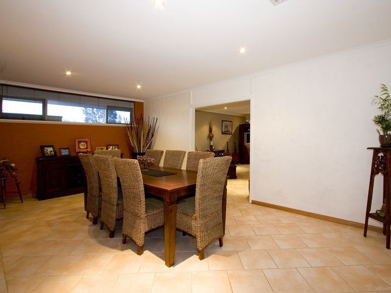 40 McBeth Way, Kardinya WA 6163