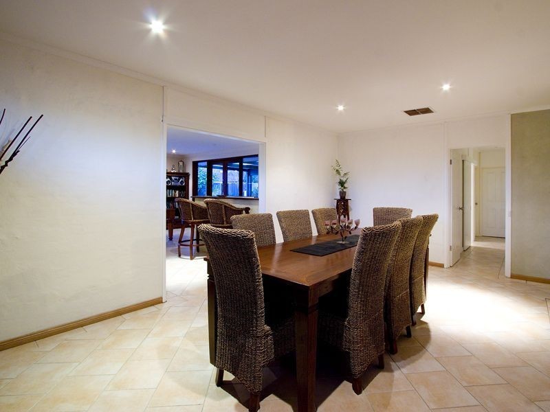 40 McBeth Way, Kardinya WA 6163