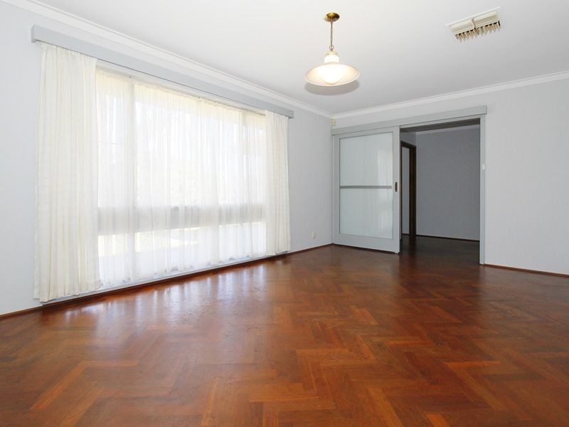 32 McBeth Way, Kardinya WA 6163