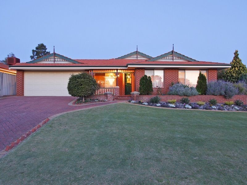 14 Aylesbury Close, Jandakot WA 6164