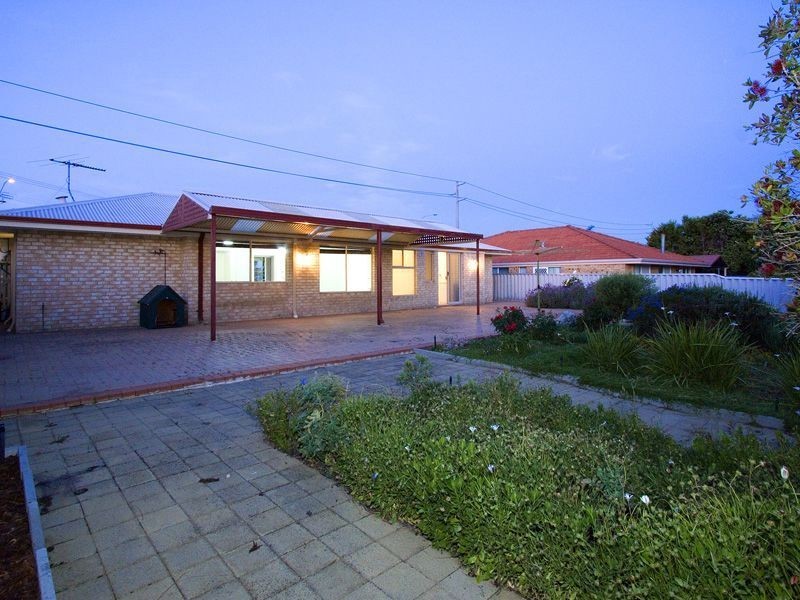 9 Garling Street, Kardinya WA 6163