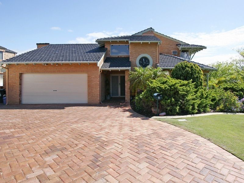 2 Storrs Place, Winthrop WA 6150