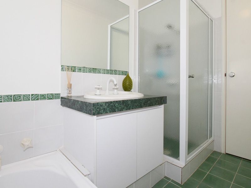 37 Marshwood Retreat, Bibra Lake WA 6163