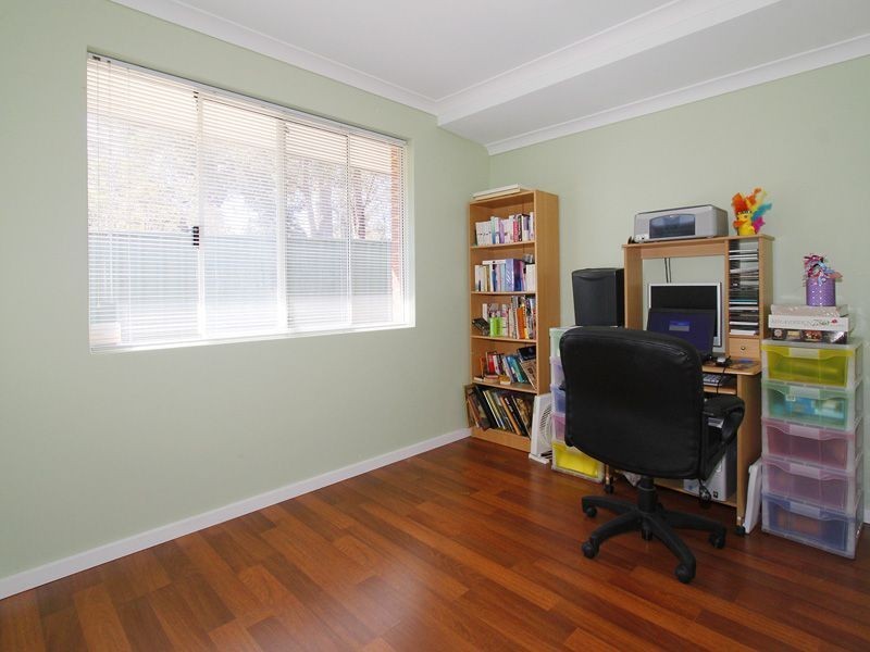 37 Marshwood Retreat, Bibra Lake WA 6163