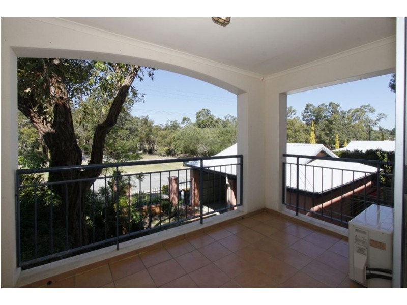 6/5 Doherty Road, Coolbellup WA 6163