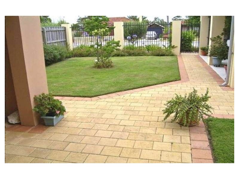 1/15 Friar John Way, Coolbellup WA 6163