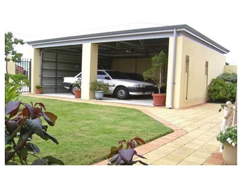 1/15 Friar John Way, Coolbellup WA 6163