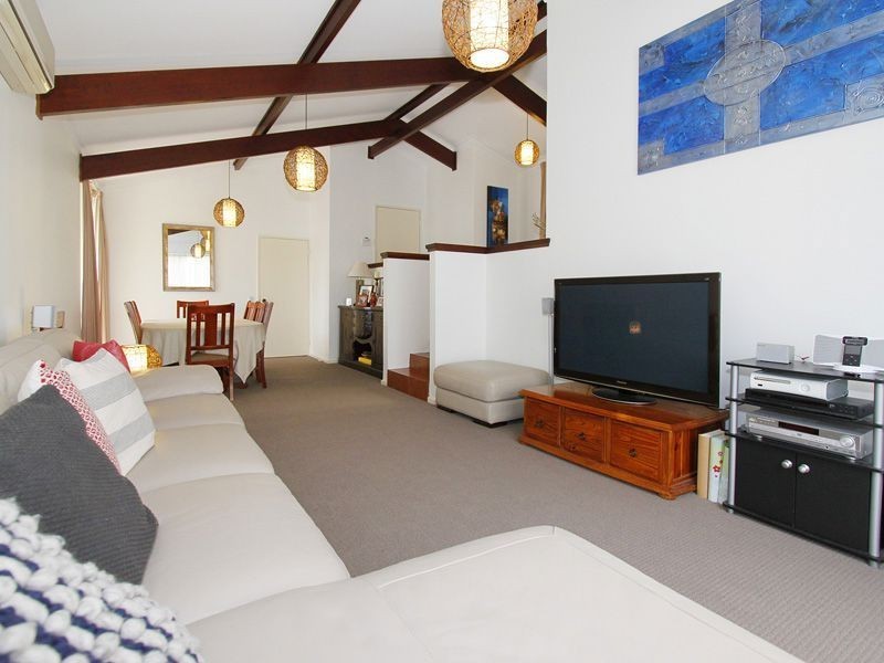 14B Walker Court, Kardinya WA 6163