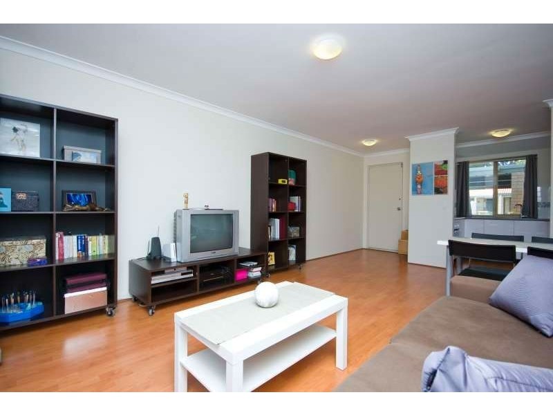 40/35 Winnacott Street, Willagee WA 6156