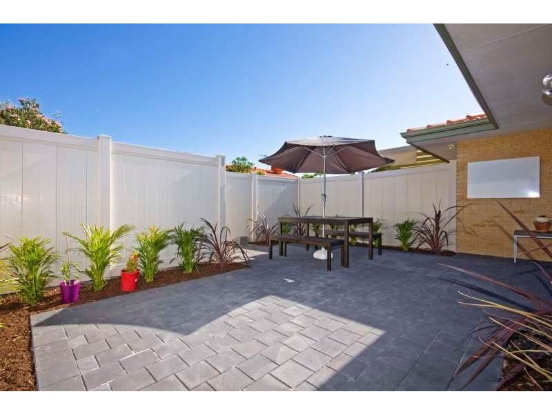 40/35 Winnacott Street, Willagee WA 6156