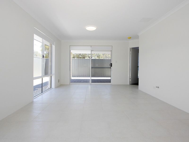 13 Waterbank Avenue, Beeliar WA 6164