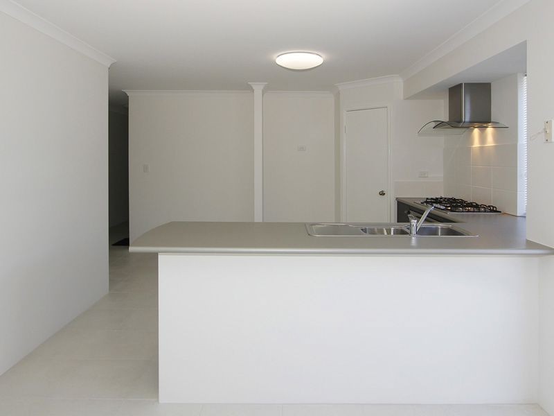 13 Waterbank Avenue, Beeliar WA 6164