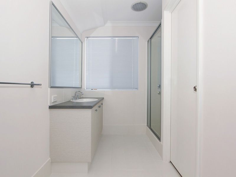 13 Waterbank Avenue, Beeliar WA 6164