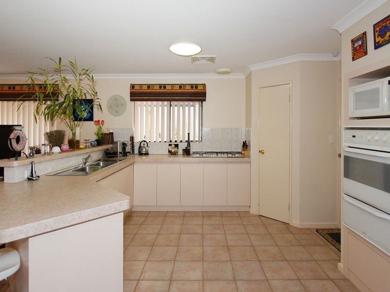 34 Drosera Loop, Beeliar WA 6164