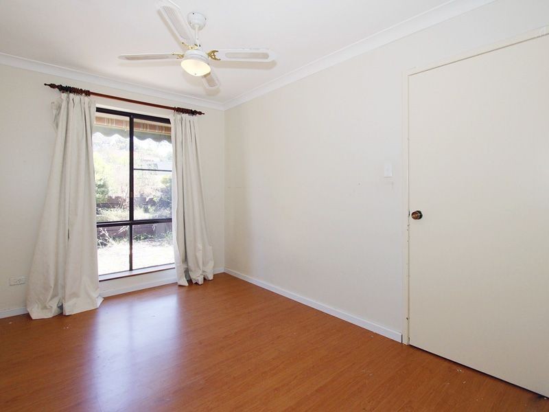 6 Twain Close, Munster WA 6166