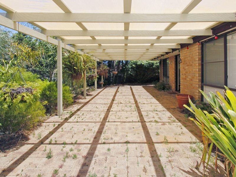 6 Twain Close, Munster WA 6166