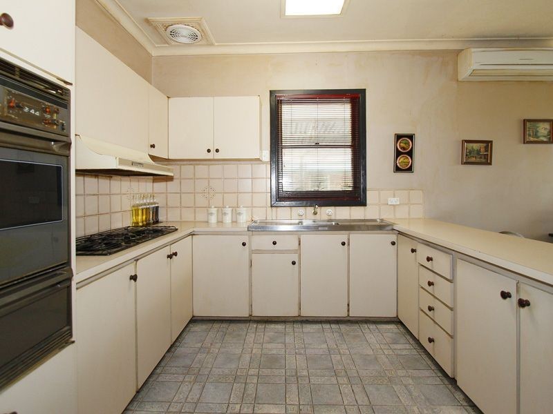 28 Hartley Street, Coolbellup WA 6163