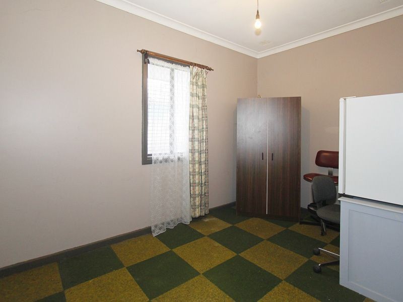 28 Hartley Street, Coolbellup WA 6163
