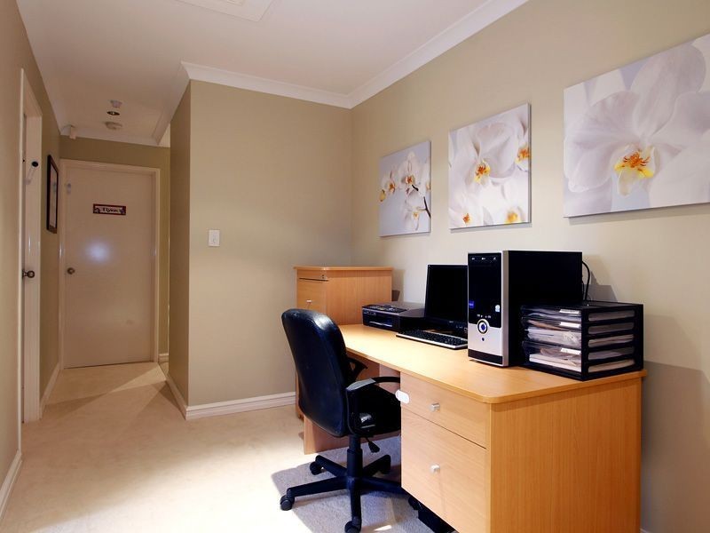 1 Admiralty Road, Canning Vale WA 6155