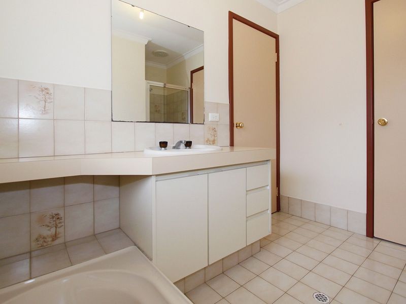 B/11 Jarvis Street, O’connor WA 6163