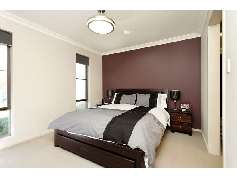 12 Hanlin Way, Samson WA 6163