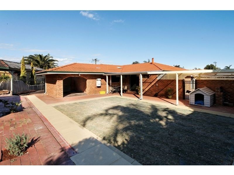 12 Hanlin Way, Samson WA 6163