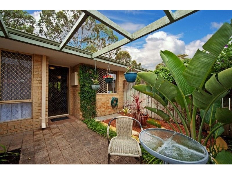 8/35 Winnacott Street, Willagee WA 6156