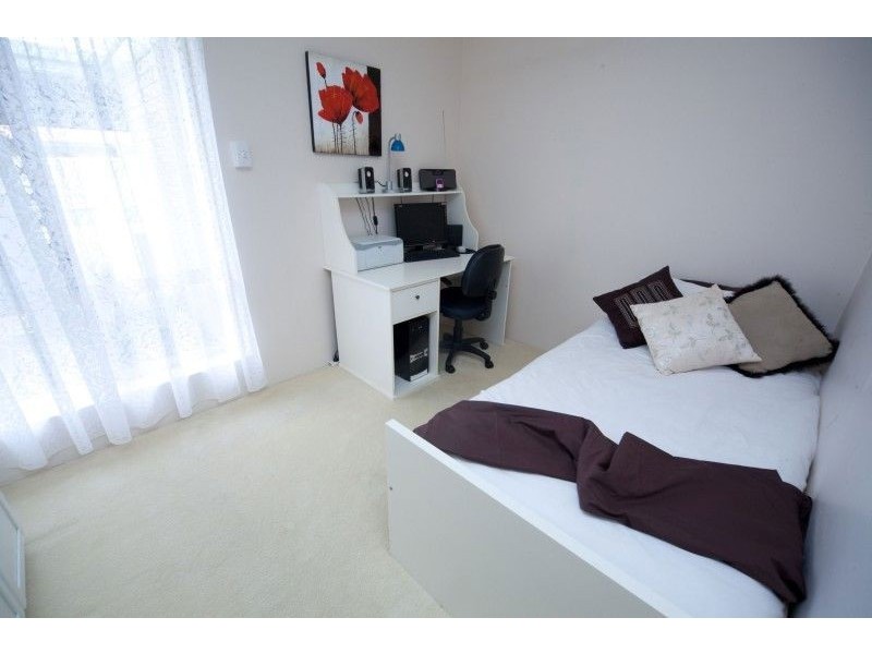 8/35 Winnacott Street, Willagee WA 6156