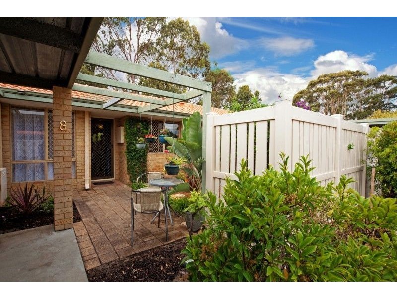 8/35 Winnacott Street, Willagee WA 6156