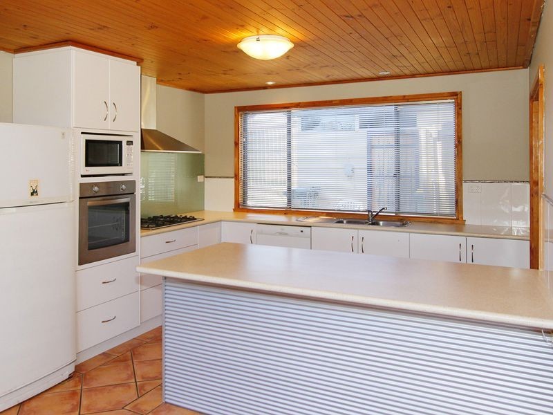 35 Mannion  Way, Kardinya WA 6163